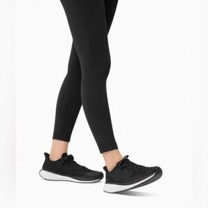 NWT Lane Eight Unisex Relay Trainer Athletic Tennis Shoe - Black - Size W 10